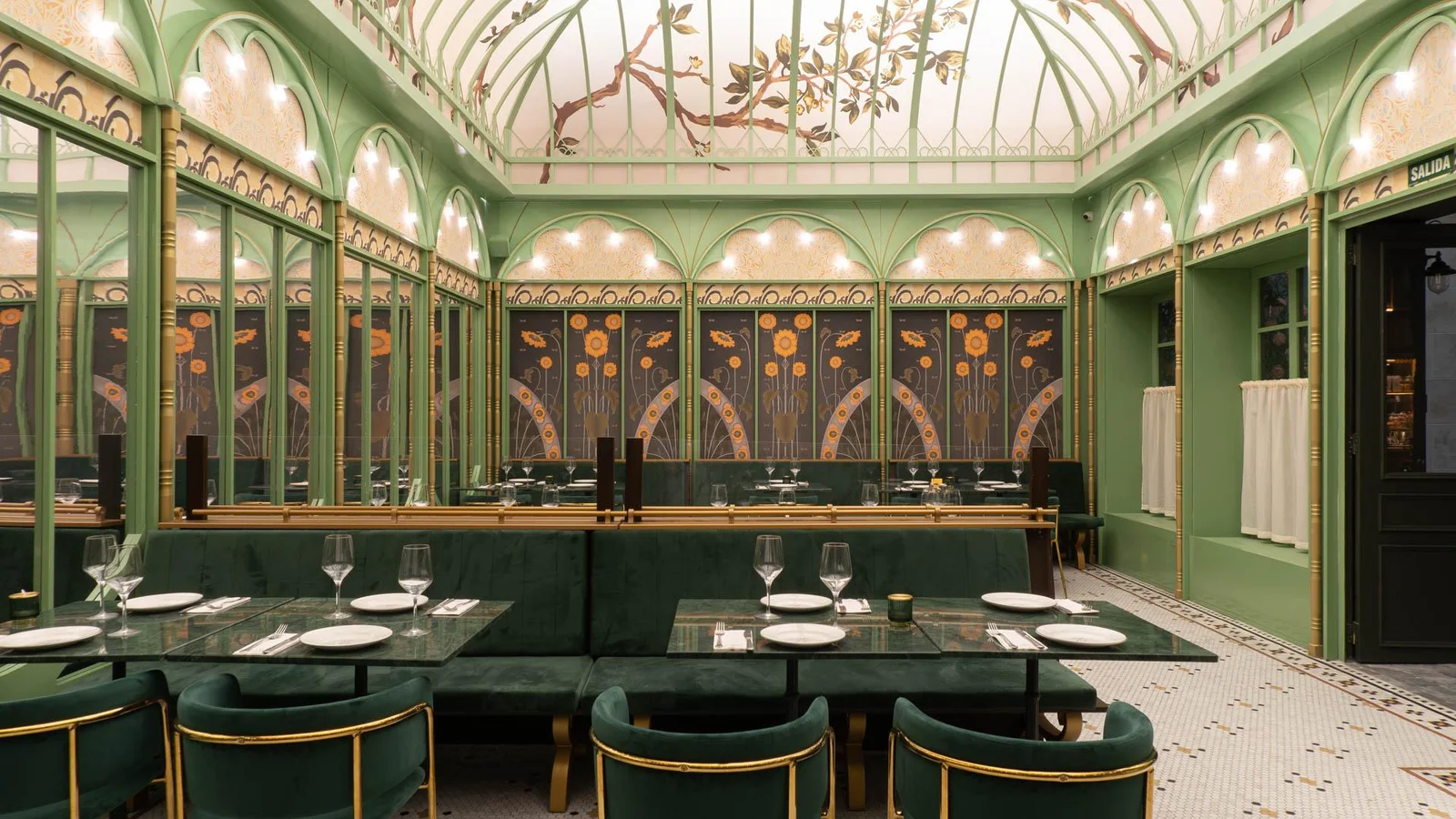 Descubre. Interior La brasserie de París