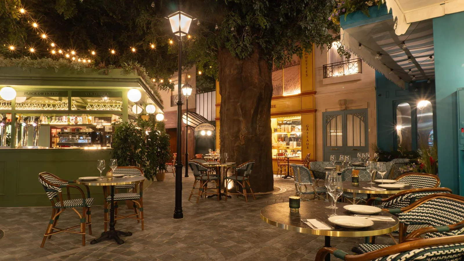 Vive un recuerdo. Interior La Place des Artistes