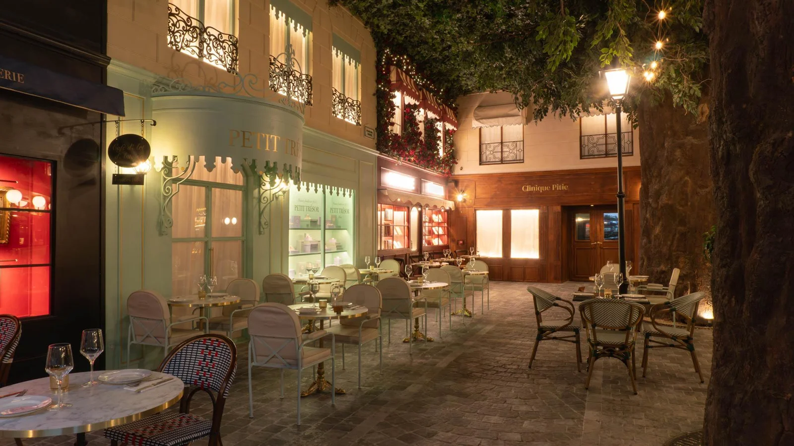 Vive un recuerdo. Interior La Place des Artistes