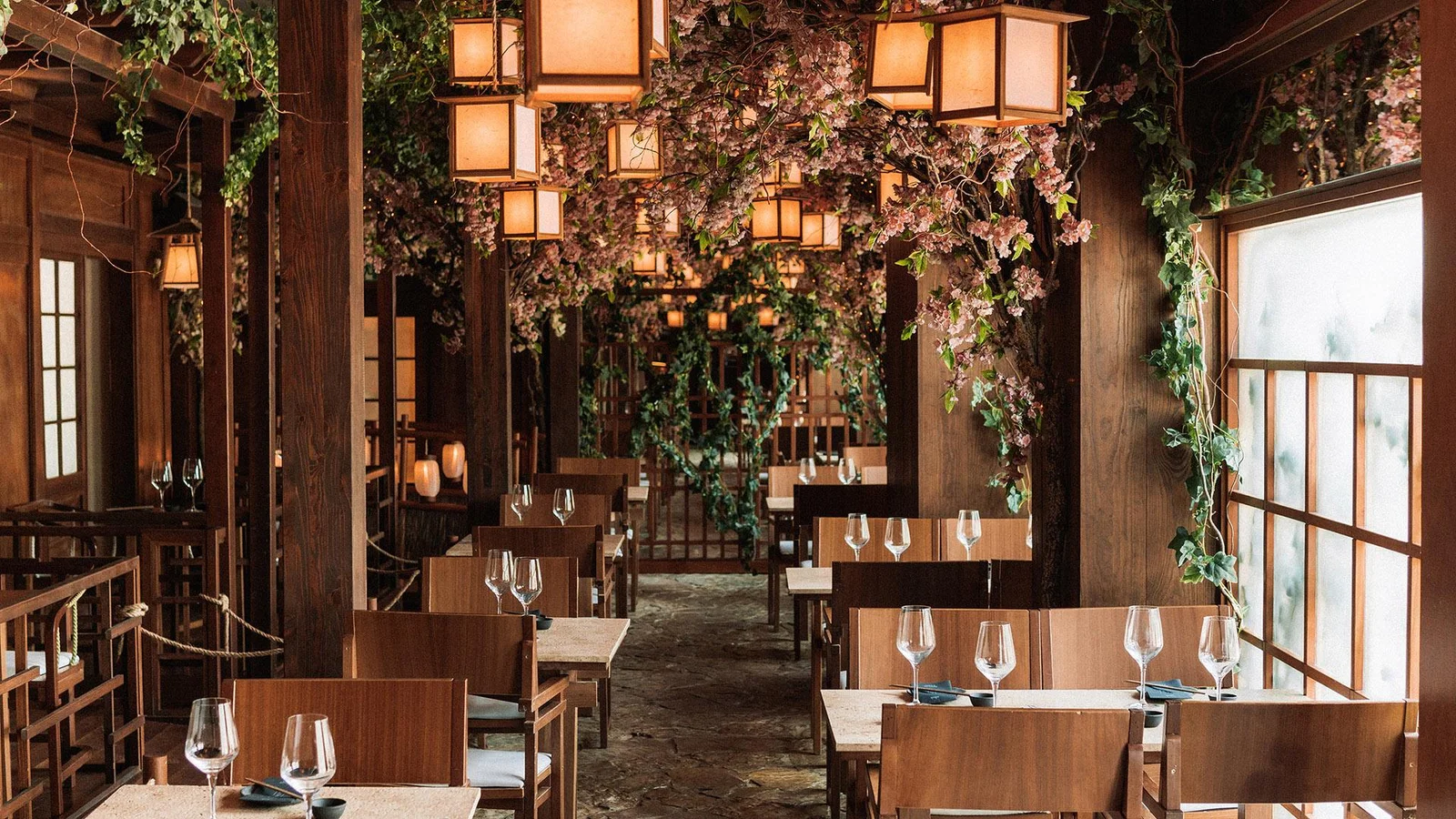 過去 - Año 1256 Viaja al Pasado